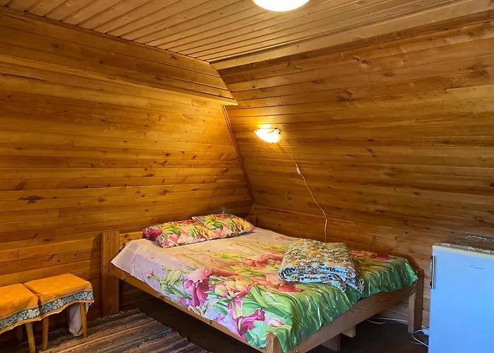 Farm stay Loode Kuralase